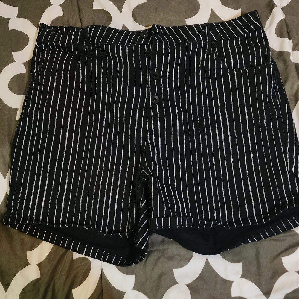 The Nightmare Before Christmas Jack  Skellington Button-Front Shorts Plus